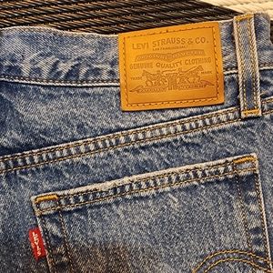 Levi wedgie straight jeans